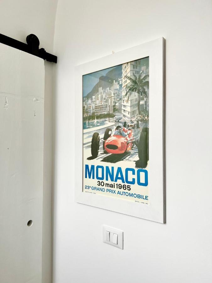 S E C R E T D I A M O N D - Apartment